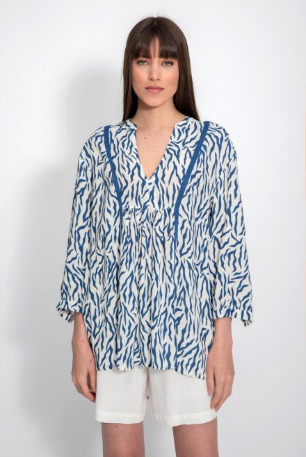 Animal print blouse with knitted details ivory-blue