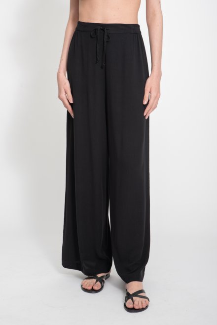 Crepe marocain wide leg pants with knitted details black