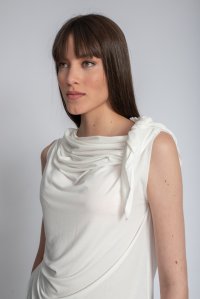 Top side tying blouse white