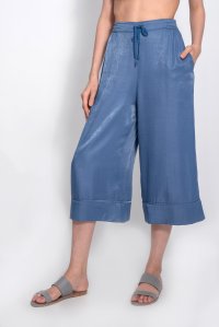 Cropped παντελόνι με ζώνη indigo