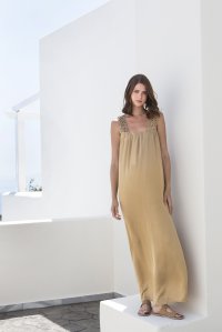 Σατέν maxi φόρεμα με χειροποίητες πλεκτές λεπτομέρειες gold