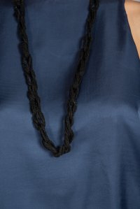 Lurex handmade knitted chain black