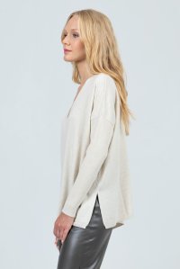 Cotton blend v-neck relaxed sweater beige