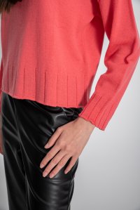 Wool blend cropped sweater camellia rose