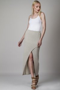 Skirt with opening on the front side blue beige