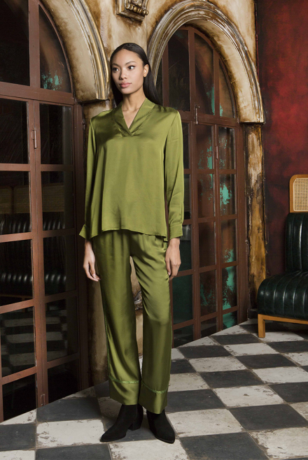 Satin pants with knitted details grass