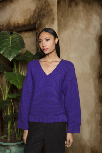 Knitted chunky sweater "PLANET EARTH" logo violet