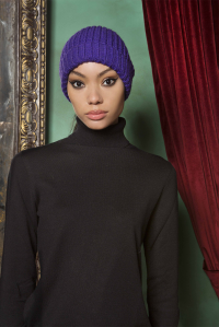 Wool blend knit cap violet