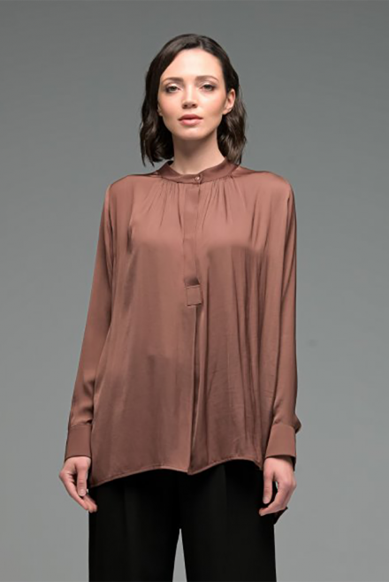 Pleated shirt brown