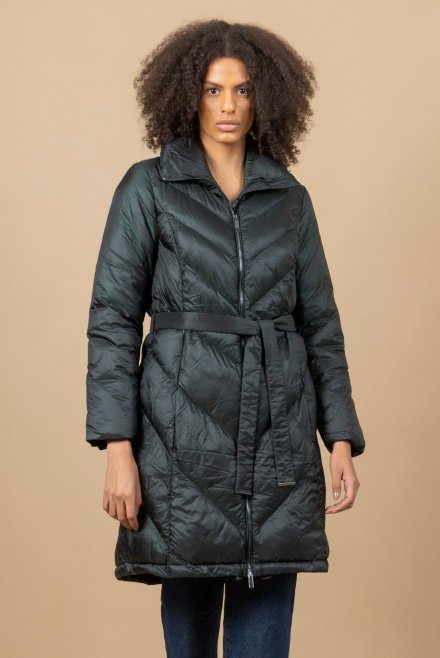 Puffer coat with high neck green