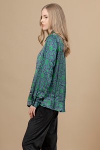 Satin mosaic pattern printed shirt with knit details green violet