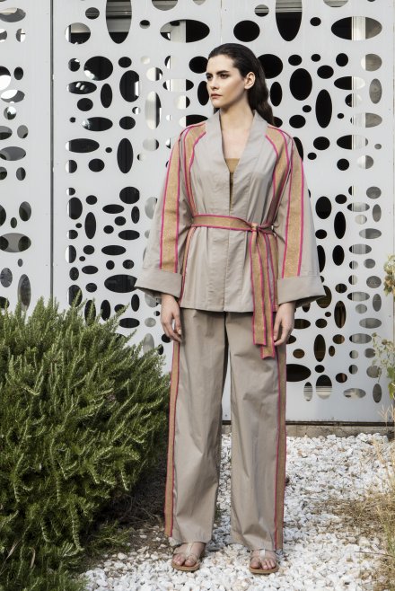 Poplin kimono with knitted details taupe