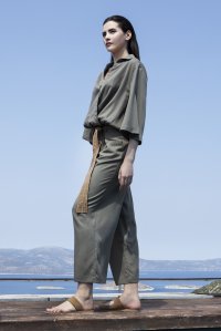 Tencel paperbag trousers with knitted belt khaki
