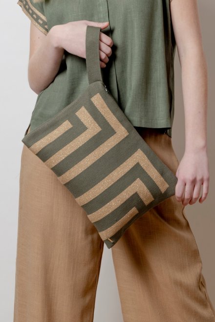 Cotton-lurex geometric pattern knitted cluch bag khaki-tan gold