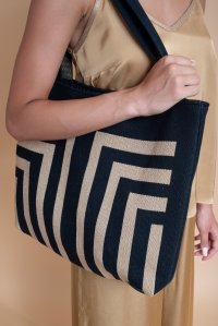 Cotton lurex geometric pattern tote bag black-tan gold