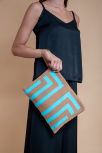 Cotton blend geometric pattern clutch bag chocolate-turquoise
