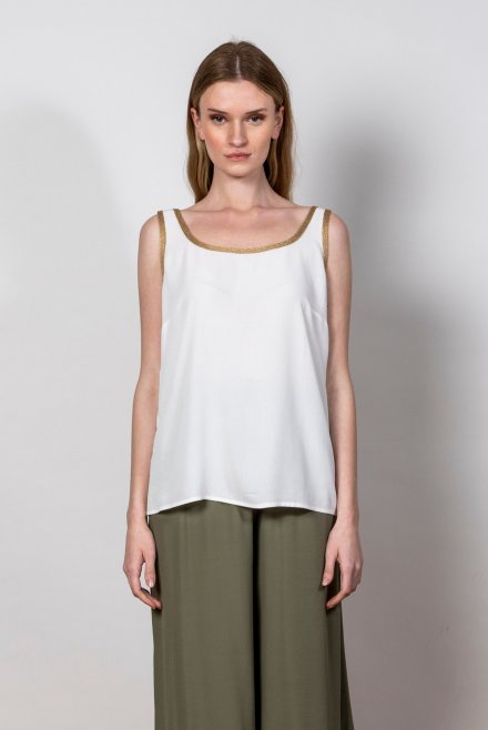 Crepe marocaine basic top with knitted details ivory