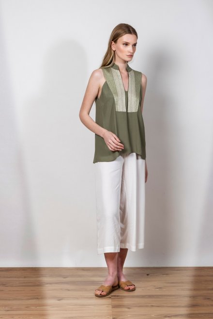 Crepe marocaine sleeveless top with knitted details khaki