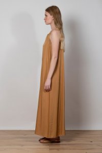 Μακρύ φόρεμα με πλεκτές λεπτομέρειες summer camel