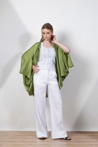 Satin drapped kimono with knitted details bright green