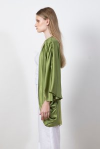 Satin drapped kimono with knitted details bright green