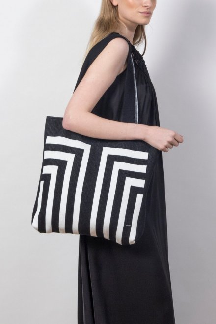 Cotton blend geometric pattern tote bag black-ivory
