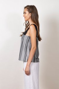 Stripped top with knitted details grey-black