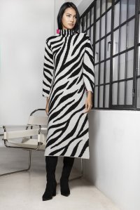 Alpaca blend animal print jaquard dress ivory -black-fuchsia