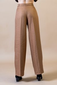 Loose pants with bleats camel