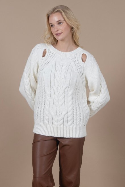 Chunky knit cut-out sweater ivory