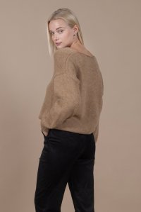 Alpaca blend v-neck sweater camel