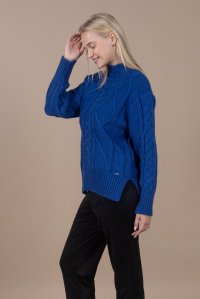 Χονδρό πουλόβερ με πλεξίδες bright blue
