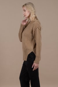 Mohair blend sweater with side slits camel
