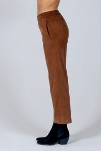 Παντελόνι με ελαστική ζώνη από συνθετικό σουετ brown