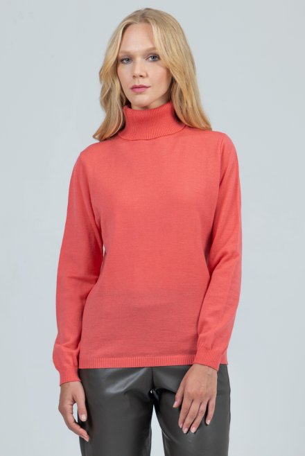 Wool blend turtleneck sweater camelia rose