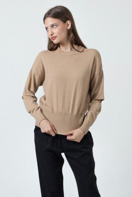 Cashmere blend cut-out sweater camel