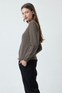 Basic sweater with cashmere taupe