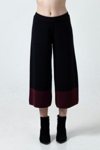 Knitted juipe culote black-bordeaux
