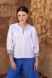 Poplin blouse with knitted details white