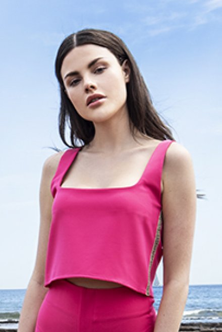 Stretch cropped sleeveless top with knitted details fuchsia