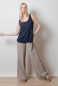 Crepe marocaine basic top with knitted details navy