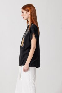 Crepe marocaine short sleeved blouse with knitted details black