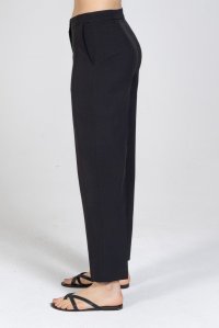 Ελαστικό παντελόνι με τσάκιση black