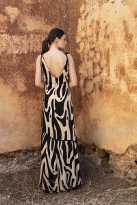 Βισκόζ μακρύ φόρεμα με αφηρημένο μοτίβο και πλεκτές λεπτομέριες black-beige