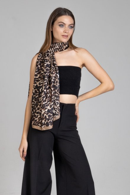 Scarf with animal print black-taupe