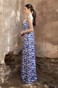 Satin printed maxi dress with knitted details blue-ivory-gold
