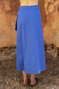 Poplin midi wrap skirt with knitted details royal blue