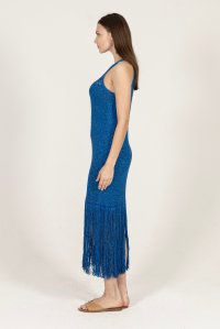 Μεταλιζέ τρυπητό μακρύ φόρεμα με κρόσια royal blue