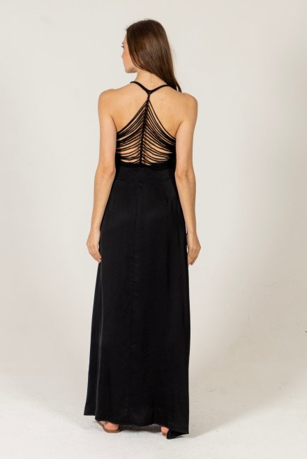 Σατέν μάξι φόρεμα με χειροποίητες πλεκτές λεπτομέρειες black