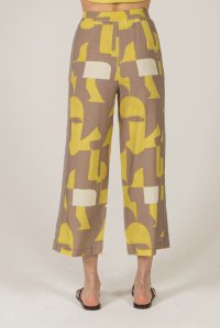 Εμπριμέ παντελόνι με λινό και πλεκτές λεπτομέρειες lime -elephant